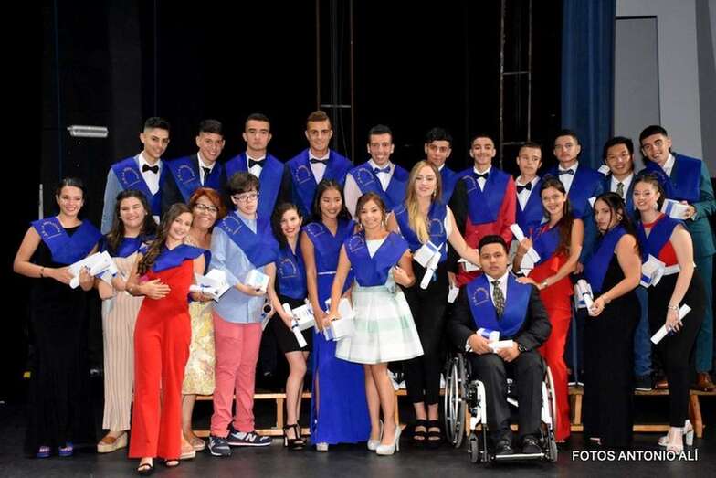 Momento de la ceremonia que tuvo lugar en el Teatro de Telde, anoche (Foto Antonio Alí)